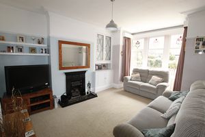 Living Room- click for photo gallery
